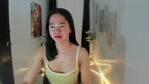 yourtinybunny online show from September 21, 11:58 am