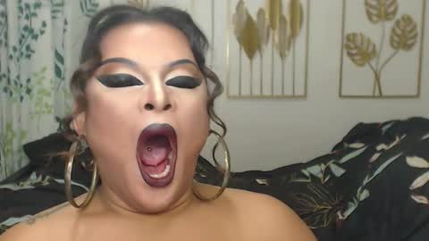 Anastacia Grey  online show from October 9, 1:55 am