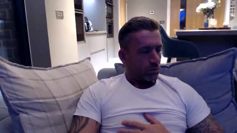 You want us 69 online show from December 11, 6:04 am