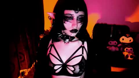 Yue Eclipsa online show from February 19, 4:11 am