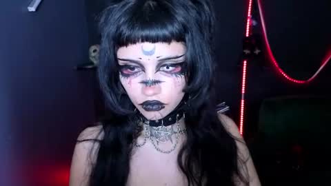 yueeclipssa online show from July 2, 6:13 pm