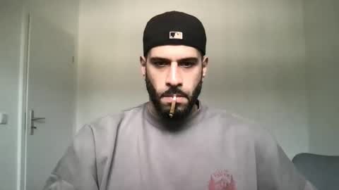 yul53 online show from November 13, 1:03 pm