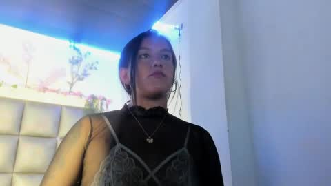 yuli_manson online show from April 15, 8:20 pm