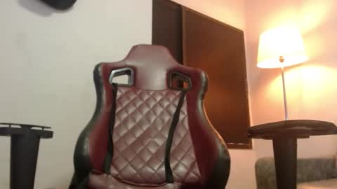 Snowflake online show from October 30, 3:01 pm