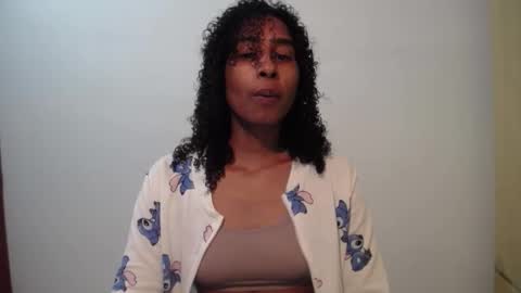 yumchocolate777 online show from March 25, 5:25 am