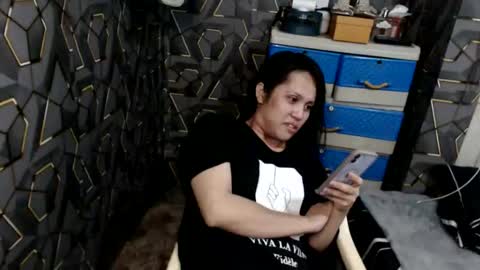 yumi online show from December 5, 1:27 am