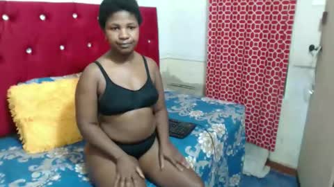 Snapshot of yummybumz chatting on October 19, 8:35 pm yummybumz online show from October 19, 8:35 pm