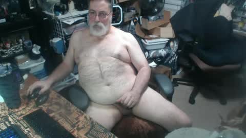 yummyflguy online show from June 18, 6:13 pm