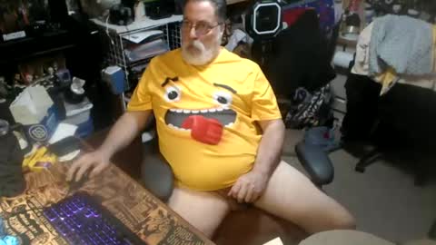 yummyflguy online show from June 29, 4:06 pm