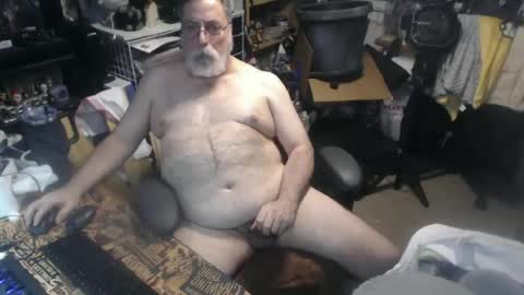 yummyflguy online show from June 15, 9:07 pm