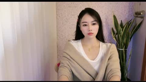 Snapshot of yuner0715 chatting on October 6, 2:35 pm YunEr online show from October 6, 2:35 pm
