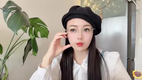 Snapshot of yuner0715 chatting on February 19, 2:55 am YunEr online show from February 19, 2:55 am