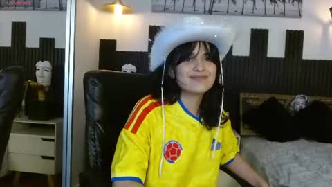 Y U R I online show from July 15, 2:33 pm