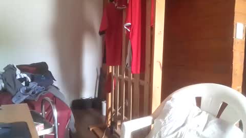 Yuumi online show from November 16, 7:05 pm