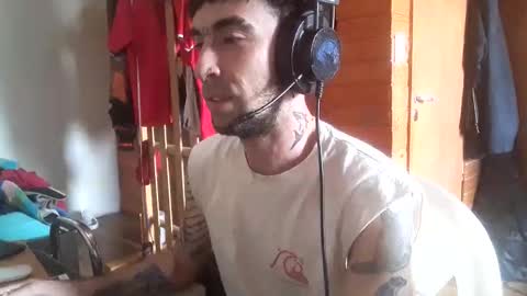 Yuumi online show from November 11, 6:43 pm