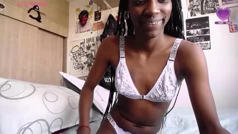 Yuya online show from February 4, 4:55 pm