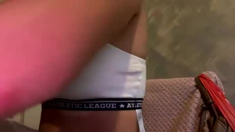 yzza_suave online show from August 4, 3:52 pm