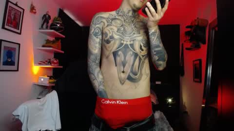 zac_muller1 online show from October 11, 2:43 pm