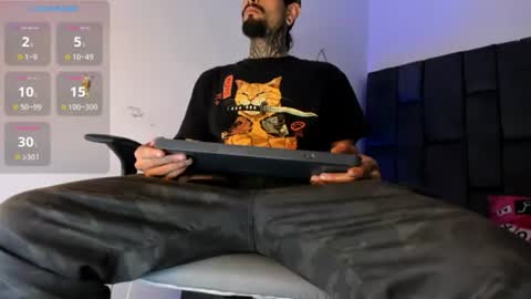 zack online show from June 15, 10:02 pm