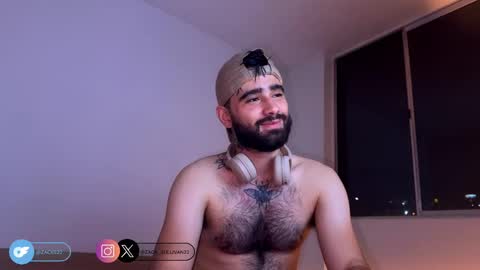 Snapshot of zack_sullivan22 chatting on September 21, 2:04 am zack_sullivan22 online show from September 21, 2:04 am