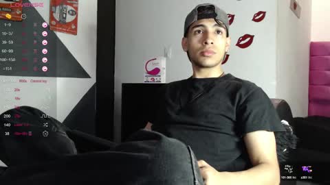 Snapshot of zack_xtreme chatting on February 16, 12:21 pm Xavi online show from February 16, 12:21 pm