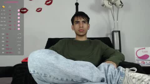 Snapshot of zack_xtreme chatting on February 26, 12:16 pm Xavi online show from February 26, 12:16 pm
