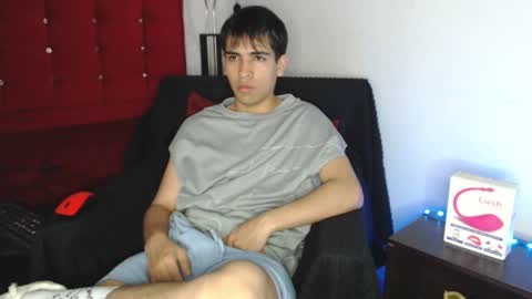 Snapshot of zack_xtreme chatting on September 14, 12:39 pm Xavi online show from September 14, 12:39 pm