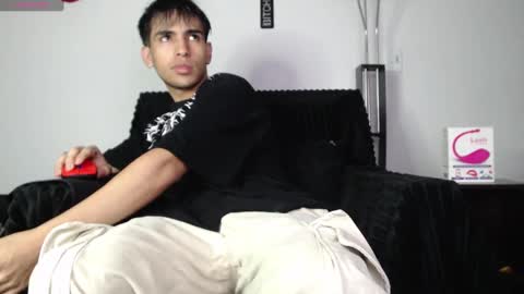 Snapshot of zack_xtreme chatting on February 18, 11:44 am Xavi online show from February 18, 11:44 am
