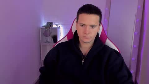 Zack online show from October 13, 5:09 am