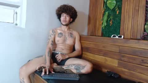 Zack Miller online show from February 12, 10:59 pm