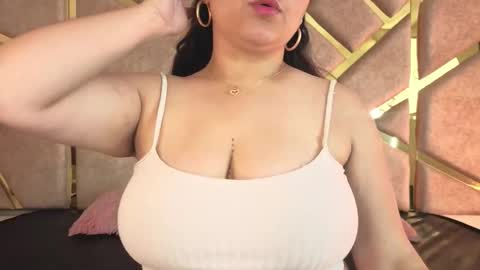 Claire  online show from January 9, 7:08 pm