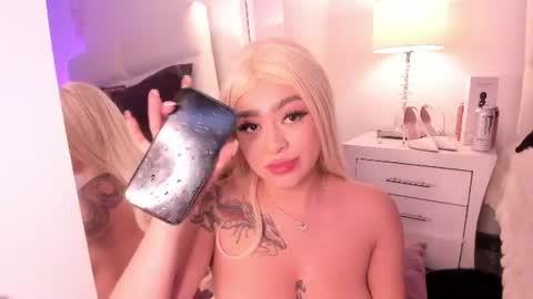 Zafiro online show from June 22, 12:28 am
