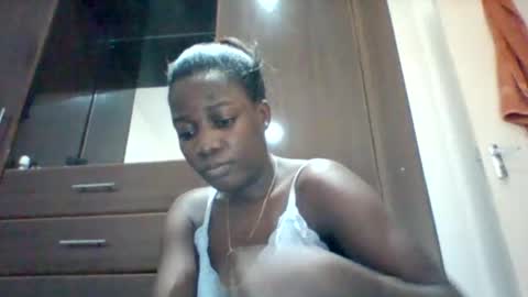 zainxxxx online show from June 11, 3:59 am