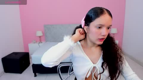 Zaira Pussy extreme online show from October 23, 12:17 pm