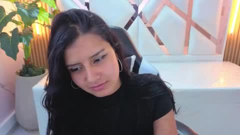 zamara_tp online show from May 1, 2:11 pm