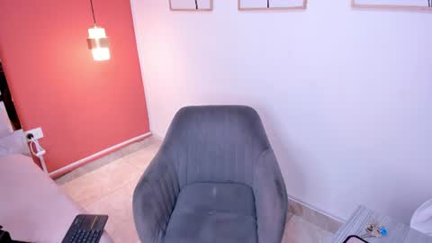 zamira_taylor online show from June 25, 5:12 am