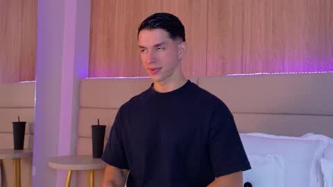 Zane Dawson online show from November 29, 8:00 am