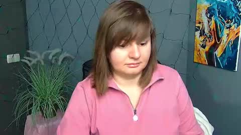 zannadreil online show from January 18, 7:17 am