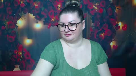 zannadreil online show from March 7, 9:06 pm