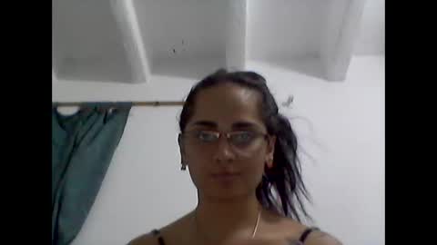 zaraa_lopez online show from November 14, 10:33 pm