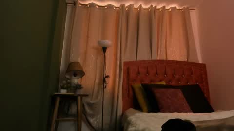 Zara . online show from October 11, 12:10 pm