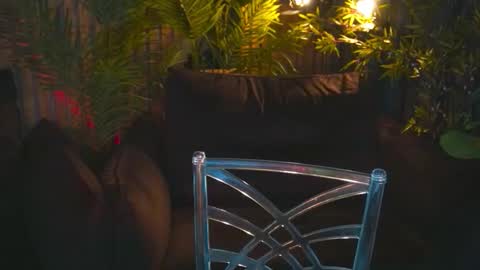 Lola online show from November 18, 6:49 am