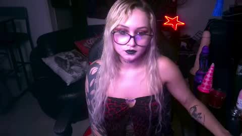 sweta online show from April 6, 10:22 pm
