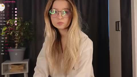 Avi online show from September 13, 3:03 pm