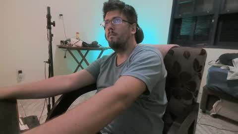 pervboy online show from April 19, 1:06 am