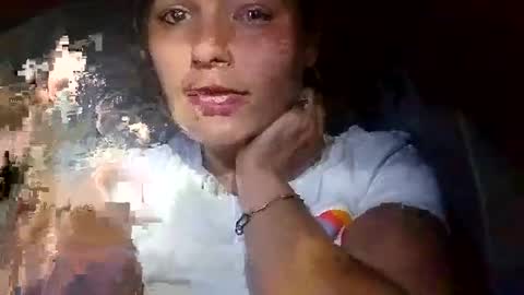 Snapshot of zellelajay2009 chatting on September 26, 2:30 am KENDAL Kaylee online show from September 26, 2:30 am