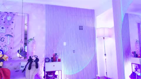    online show from December 21, 3:40 pm