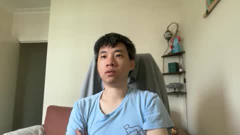 Snapshot of zeroventure chatting on October 8, 9:32 pm zeroventure online show from October 8, 9:32 pm