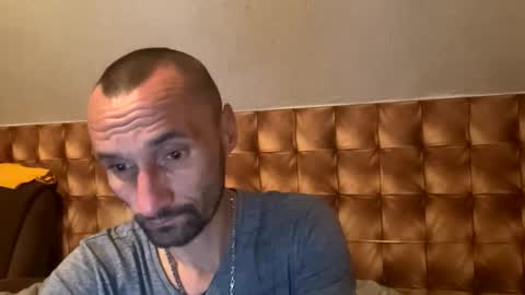 zervale online show from November 3, 7:26 pm