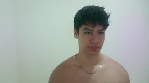 zeus_183 online show from July 14, 10:21 am